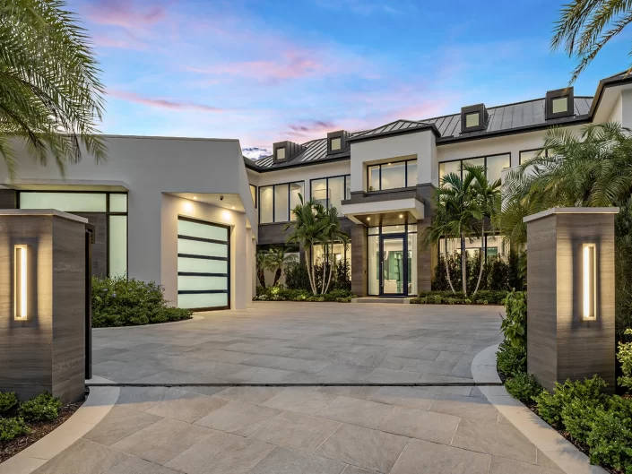 Contemporary Cove Waterfront